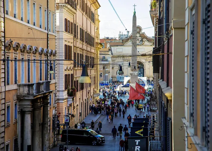 Flaneur Corso Konukevi Roma